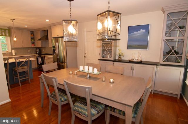 5619 HERBERTS CROSSING DR, Burke, VA 22015