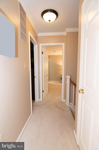 5619 HERBERTS CROSSING DR, Burke, VA 22015