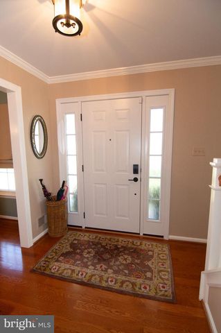 5619 HERBERTS CROSSING DR, Burke, VA 22015