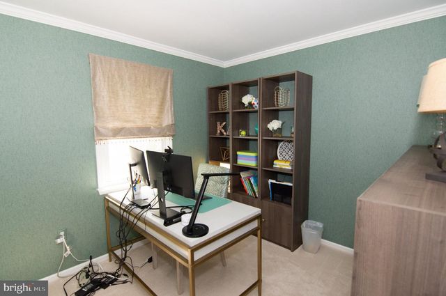 5619 HERBERTS CROSSING DR, Burke, VA 22015