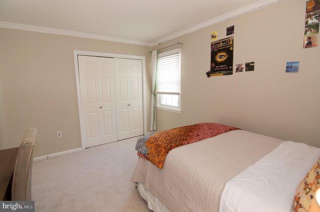 5619 HERBERTS CROSSING DR, Burke, VA 22015