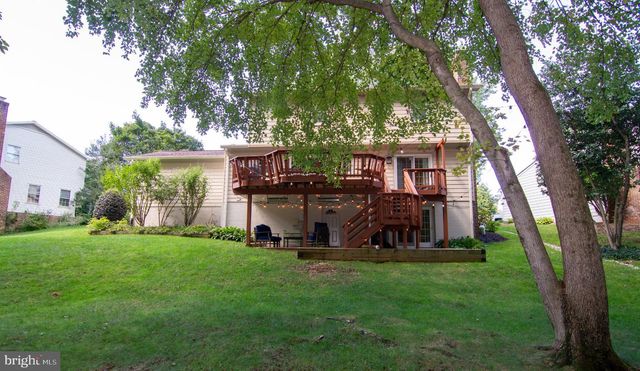 5619 HERBERTS CROSSING DR, Burke, VA 22015