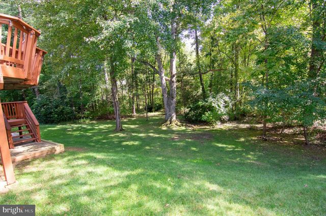 5619 HERBERTS CROSSING DR, Burke, VA 22015