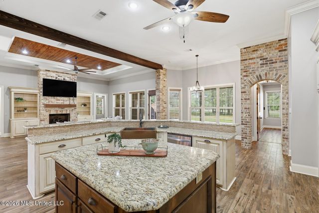 306 Kitty Hawk Circle, Brandon, MS 39047