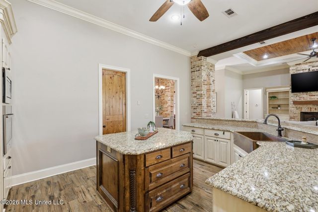 306 Kitty Hawk Circle, Brandon, MS 39047