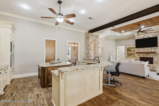 306 Kitty Hawk Circle, Brandon, MS 39047