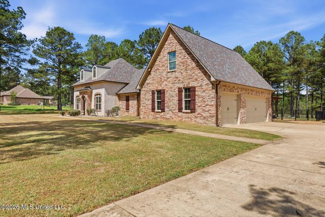 306 Kitty Hawk Circle, Brandon, MS 39047