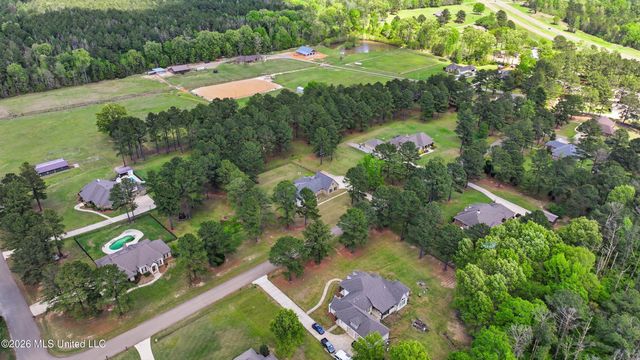 306 Kitty Hawk Circle, Brandon, MS 39047