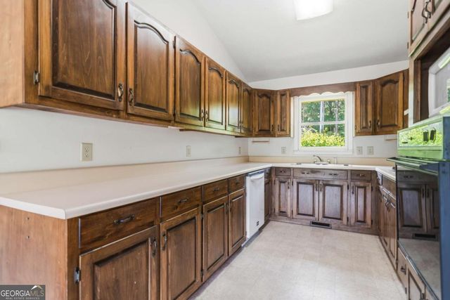 260 Black Springs Road NE, Milledgeville, GA 31061