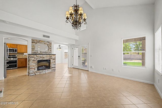 3301 E MARCONI Avenue, Phoenix, AZ 85032