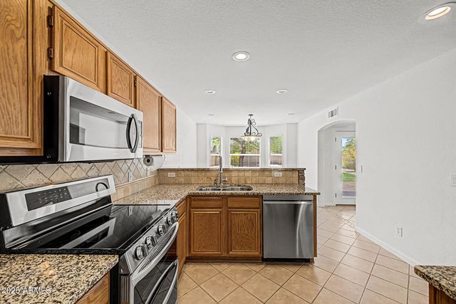 3301 E MARCONI Avenue, Phoenix, AZ 85032