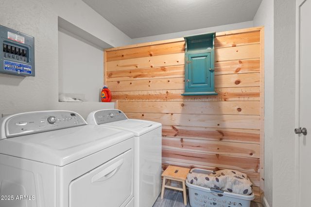 51433 N US HIGHWAY 60 89 --, Wickenburg, AZ 85390