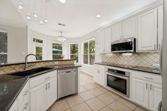 117 Red Bluff Drive, Hickory Creek, TX 75065
