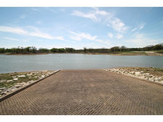 117 Red Bluff Drive, Hickory Creek, TX 75065