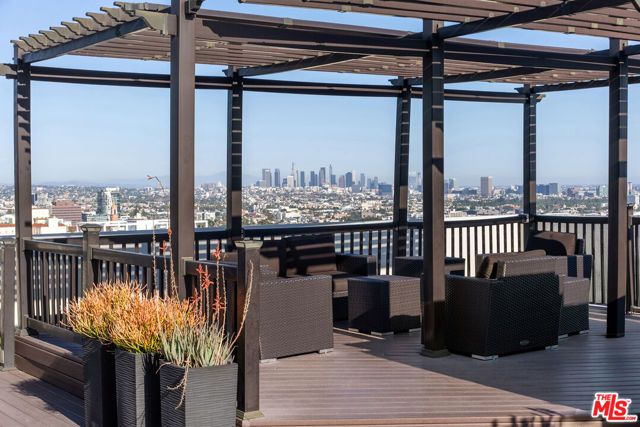 7250 Franklin Avenue 603, Los Angeles, CA 90046