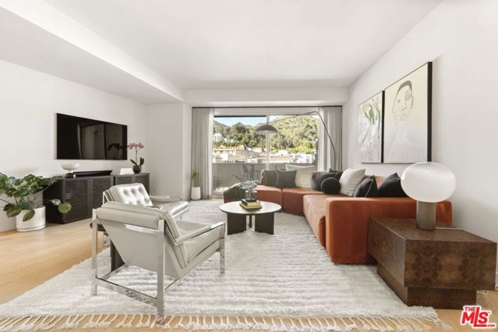 7250 Franklin Avenue 603, Los Angeles, CA 90046