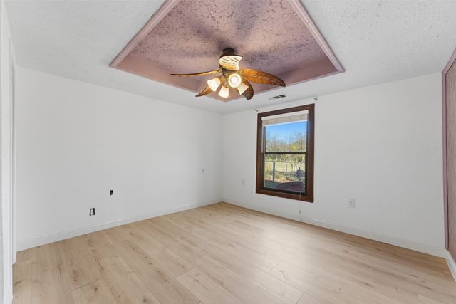 1906 Lillian Avenue, Glenn Heights, TX 75154