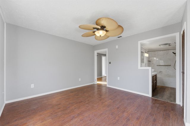 1906 Lillian Avenue, Glenn Heights, TX 75154