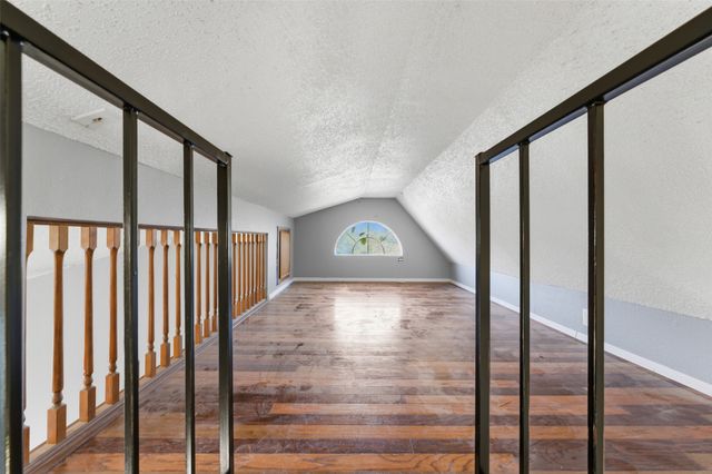 1906 Lillian Avenue, Glenn Heights, TX 75154