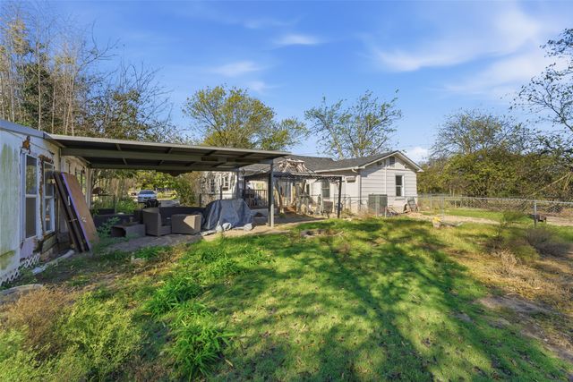 1906 Lillian Avenue, Glenn Heights, TX 75154