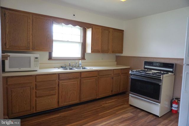 190 SOMERSET ST, Ewing, NJ 08638