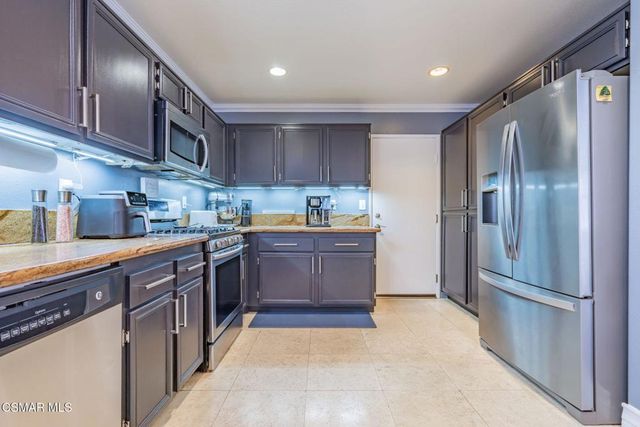 25402 Bayside Place, Harbor City, CA 90710