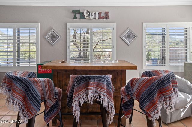 42331 N 3RD Street, Phoenix, AZ 85086