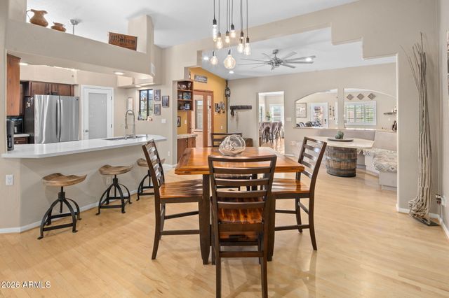 42331 N 3RD Street, Phoenix, AZ 85086