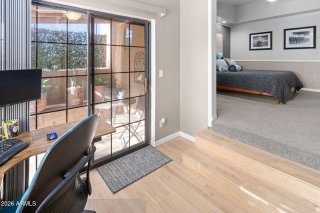 42331 N 3RD Street, Phoenix, AZ 85086