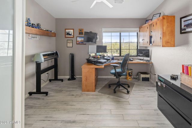 42331 N 3RD Street, Phoenix, AZ 85086