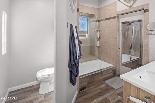 42331 N 3RD Street, Phoenix, AZ 85086