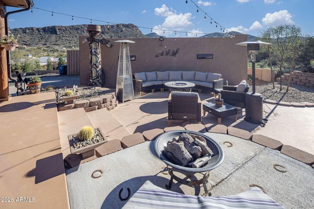 42331 N 3RD Street, Phoenix, AZ 85086