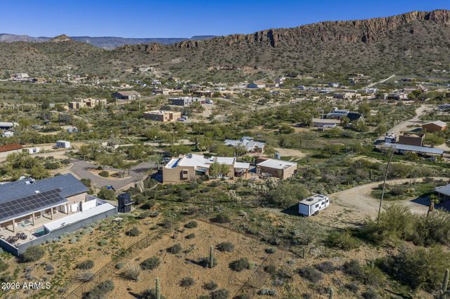 42331 N 3RD Street, Phoenix, AZ 85086