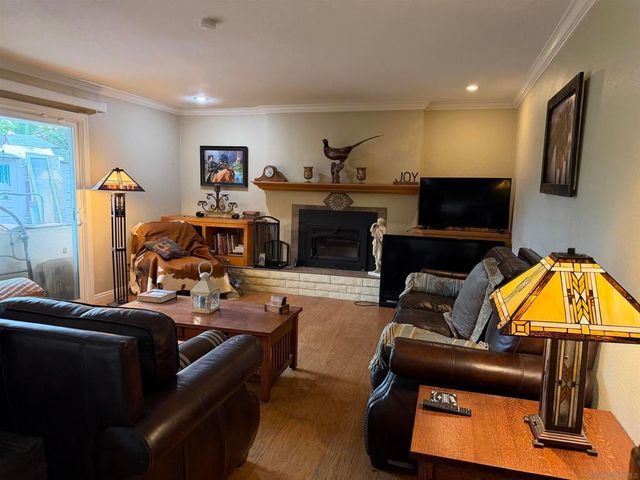 2416 Gird Rd, Fallbrook, CA 92028