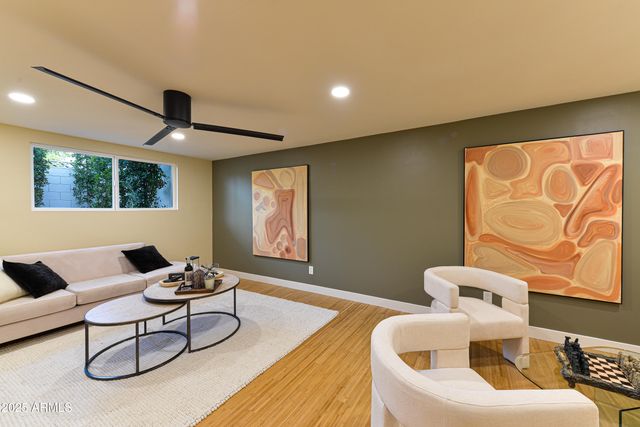 8532 E SAN MIGUEL Avenue, Scottsdale, AZ 85250