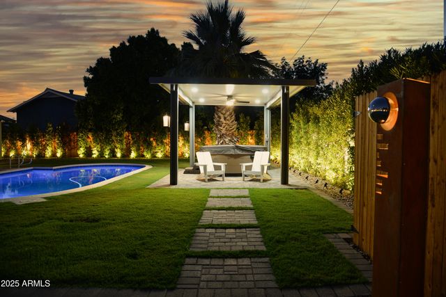 8532 E SAN MIGUEL Avenue, Scottsdale, AZ 85250