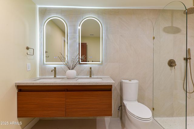 8532 E SAN MIGUEL Avenue, Scottsdale, AZ 85250