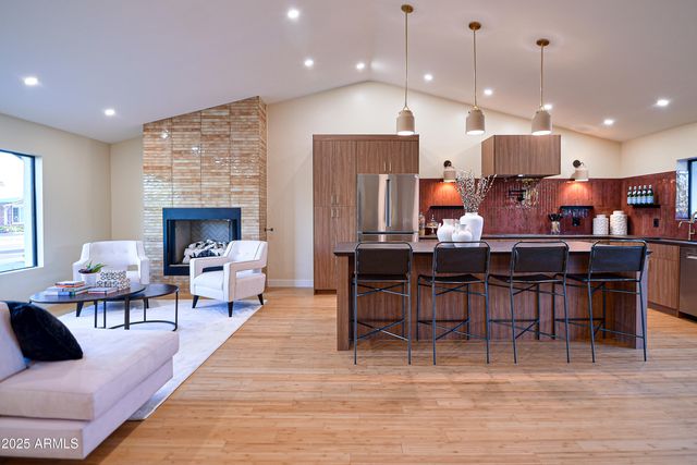 8532 E SAN MIGUEL Avenue, Scottsdale, AZ 85250