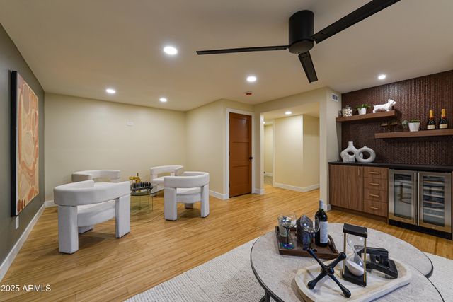 8532 E SAN MIGUEL Avenue, Scottsdale, AZ 85250