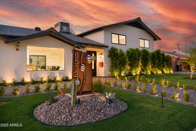 8532 E SAN MIGUEL Avenue, Scottsdale, AZ 85250