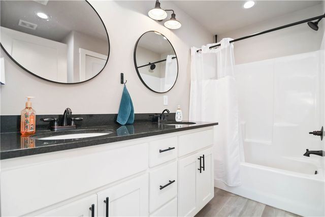 401 E Rogers Street, Lincoln, AR 72744