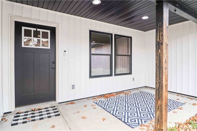 401 E Rogers Street, Lincoln, AR 72744