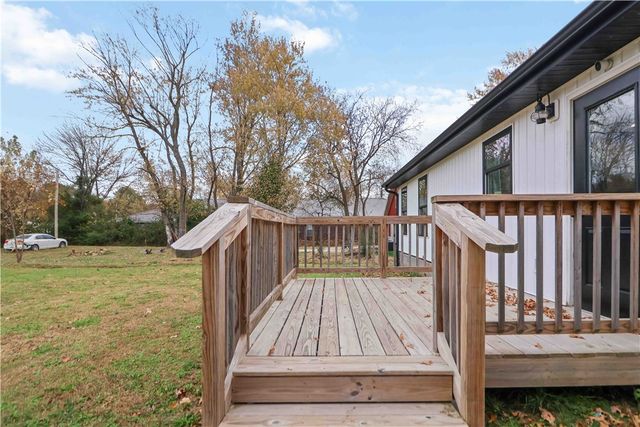 401 E Rogers Street, Lincoln, AR 72744