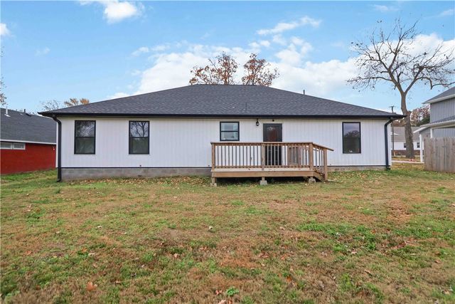 401 E Rogers Street, Lincoln, AR 72744