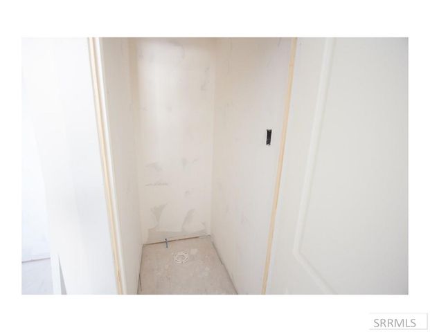 41 N White Pine Ln, Rigby, ID 83442