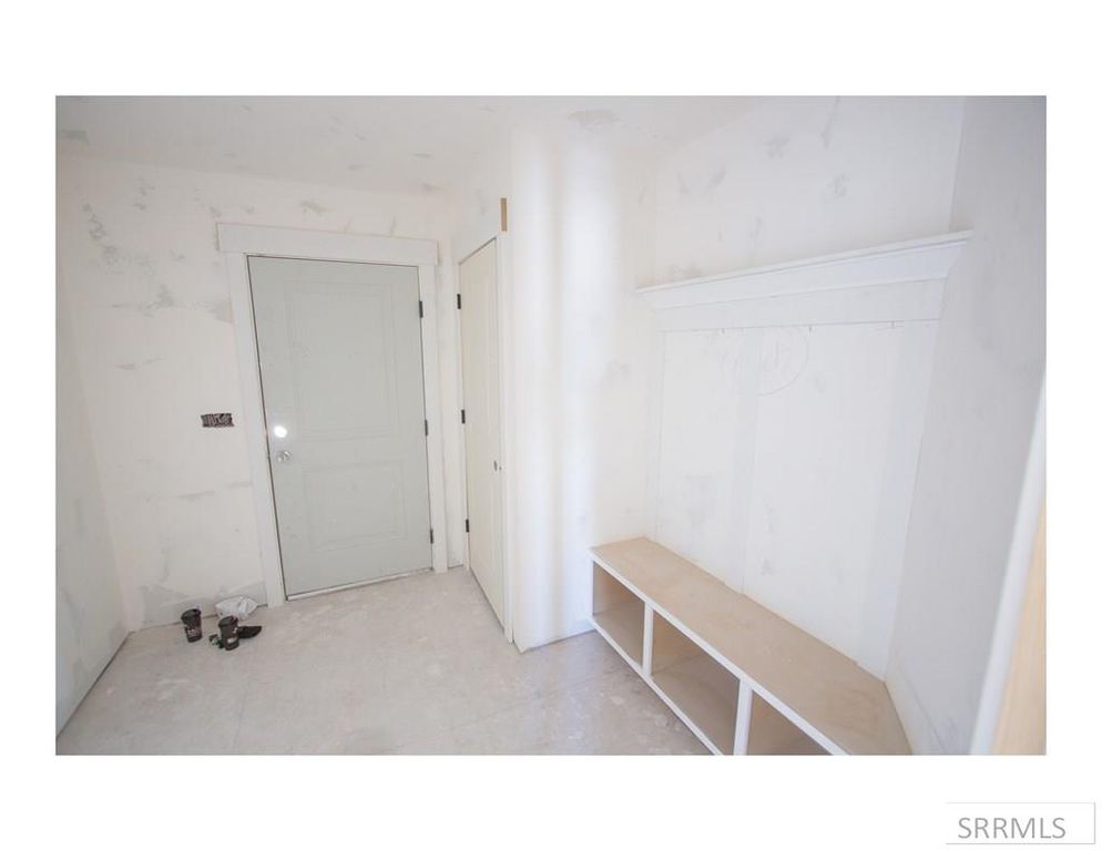 Image 22 of property listing at 41 N White Pine Ln, Rigby, ID 83442