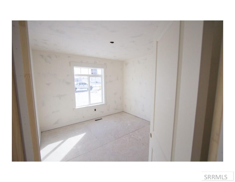 Image 27 of property listing at 41 N White Pine Ln, Rigby, ID 83442