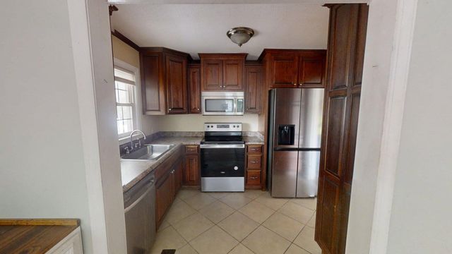 20 Eaton Circle, Fort Oglethorpe, GA 30742