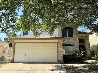 1002 Port Daniel DR, Leander, TX 78641