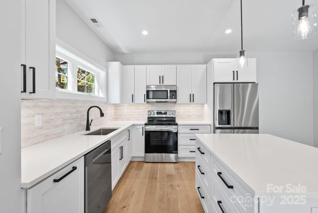 8 Wildwood Park Knoll 39, Weaverville, NC 28787